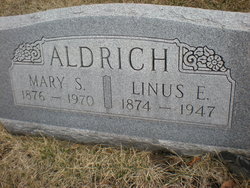 Linus Earl “Linno” Aldrich 