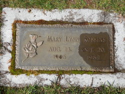 Mary Lynn <I>Fudge</I> Robbins 