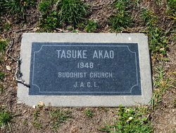 Tasuke Akao 