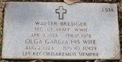 Olga <I>García de</I> Bresiger 