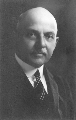 Dr Henry L Banzhaf 