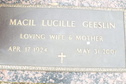 Macil Lucille <I>Akridge</I> Geeslin 