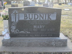 Mary <I>Pilikowski</I> Budnik 
