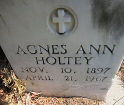 Agnes Ann <I>Konieczny</I> Holtey 