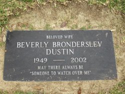 Beverly Jean <I>Bronderslev</I> Dustin 