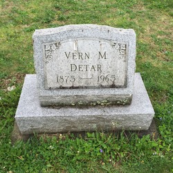 Vernon M Detar 