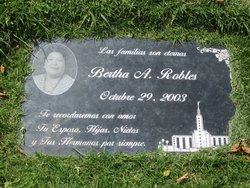 Bertha Alicia “Angelina” <I>Piceno</I> Robles 