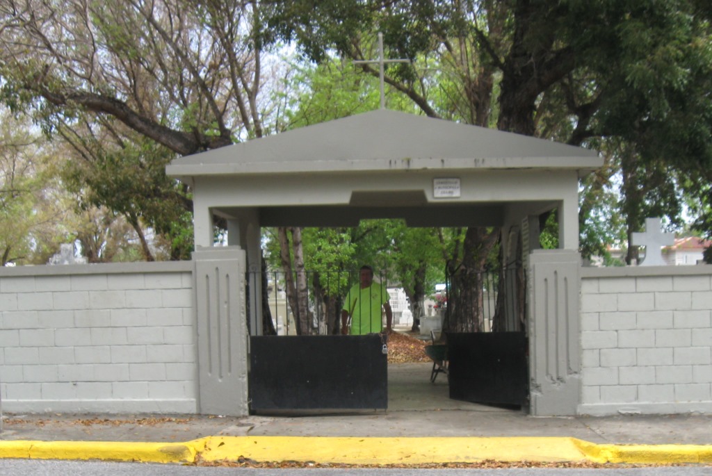 Cementerio Municipal de Coamo