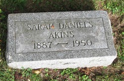 Sarah <I>Daniels</I> Akins 
