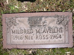 Mildred M <I>Ross</I> Aveilhe 