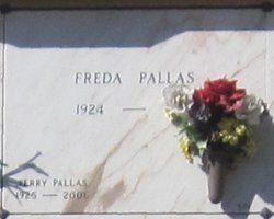 Mrs Freda “Nanna” <I>Marchetti</I> Pallas 