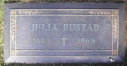 Julia <I>Hansen</I> Rustad 