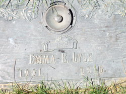 Emma Edith <I>Kretzer</I> Lyle 