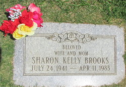 Sharon Lee <I>Kelly</I> Brooks 