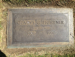 Gladys Grace <I>Angst</I> Fichtner 
