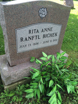 Rita Anne <I>Klinenschntz</I> Bichek 