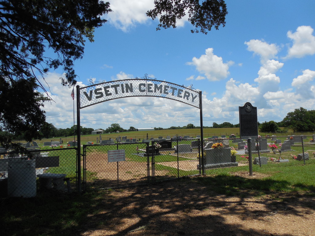 Vsetin Cemetery