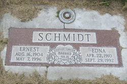 Ernest E Schmidt 