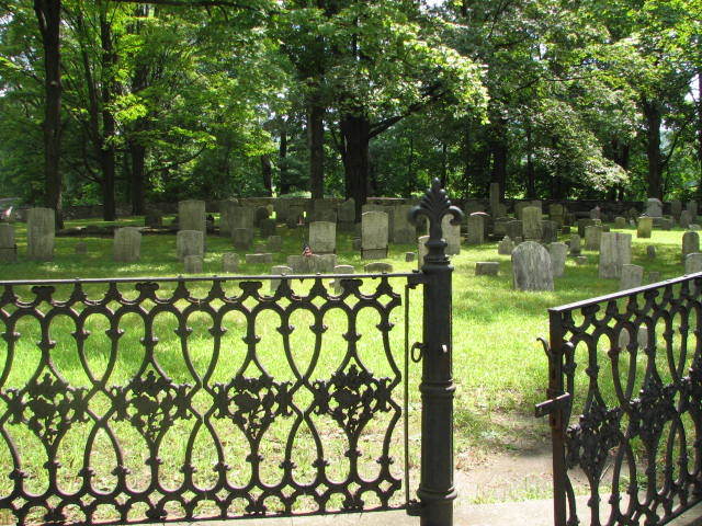 Dansbury Cemetery