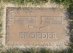 Alma E <I>Carlson</I> Broeder 
