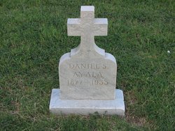 Daniel S Ayala 