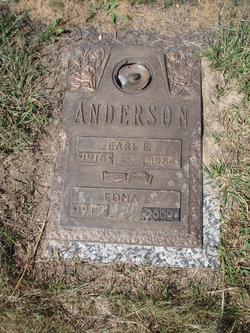 Earl E Anderson 
