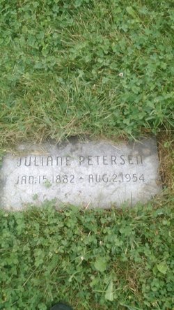 Julianne Petersen 