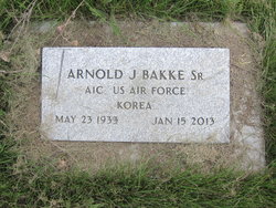 Arnold J. Bakke Sr.