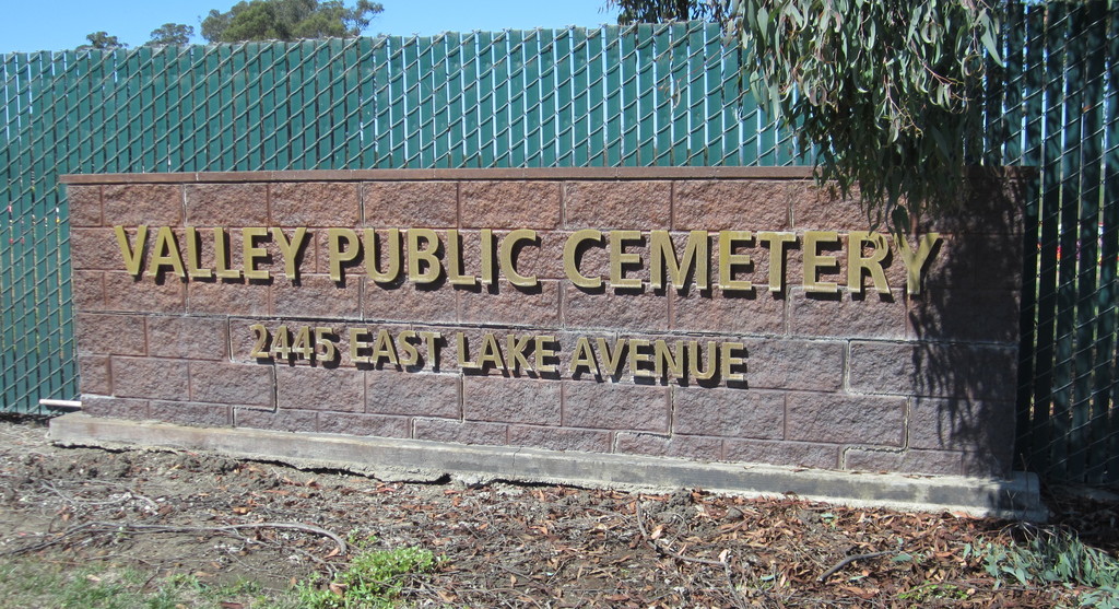 Valley Public Cemetery
