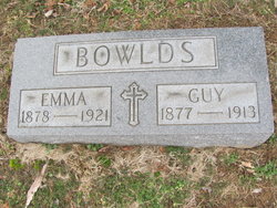 Mary Emma <I>Payne</I> Bowlds 