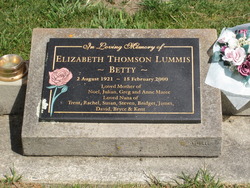 Elizabeth Thomson “Betty” <I>Bruce</I> Lummis 
