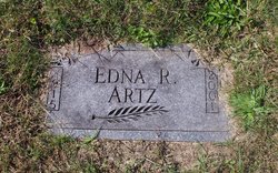 Edna Ruth <I>Renn</I> Artz 