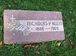 Nicholas P Klein 