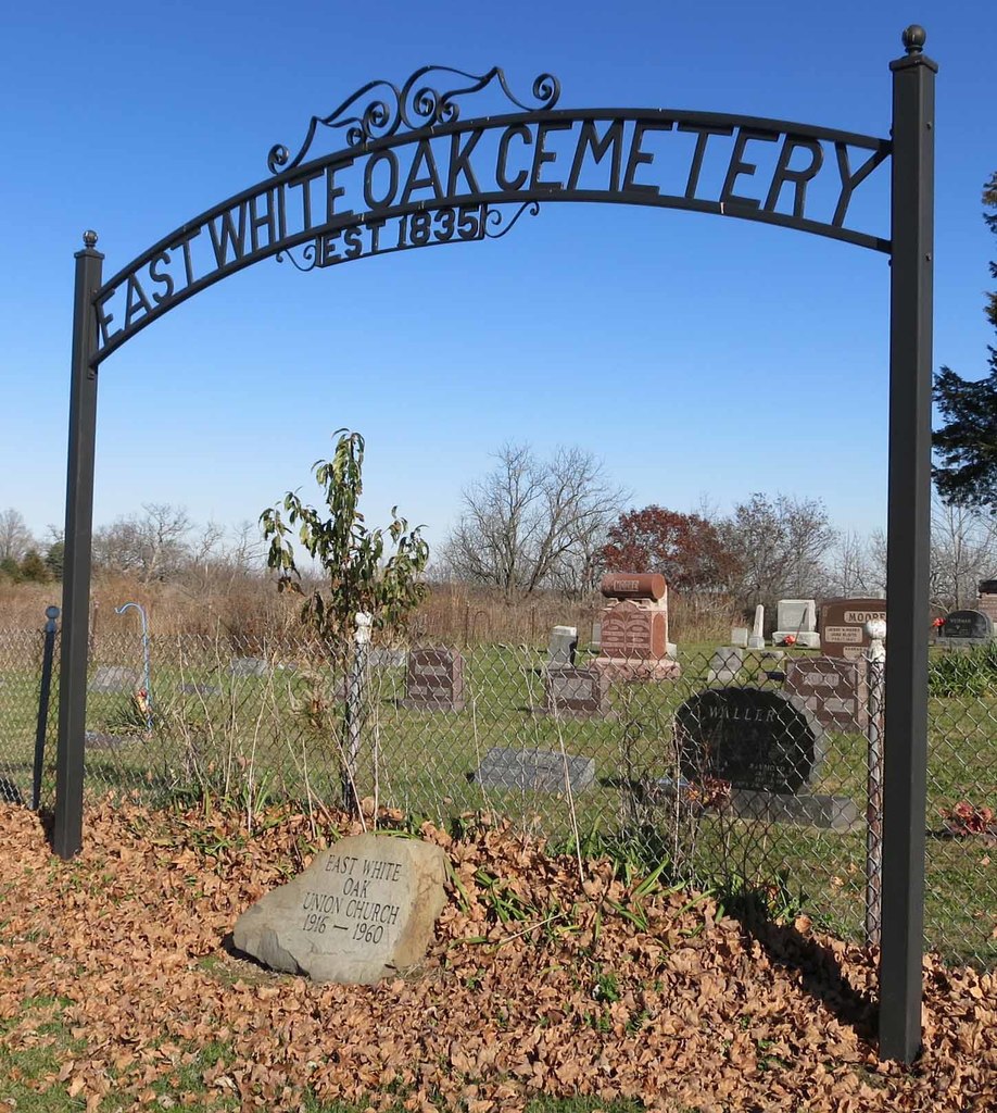 East White Oak Cemetery