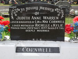 Judith Anne <I>Cornwell</I> Warren 