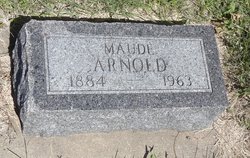 Maude Betsey <I>Canfield</I> Arnold 