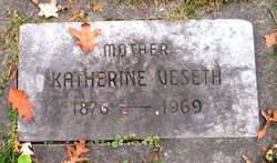 Katherine <I>Johnson</I> Veseth 