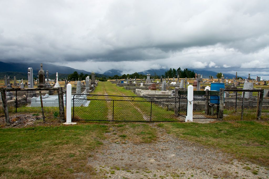 Orowaiti Middle Cemetery