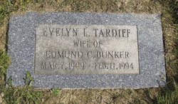 Evelyn L. <I>Tardiff</I> Bunker 