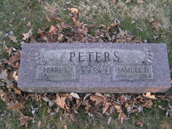 Pearl Leona <I>Fields</I> Peters 