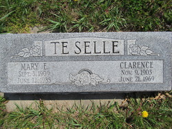 Clarence TeSelle 