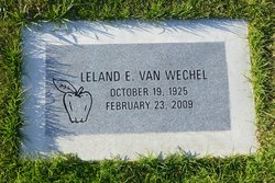 Leland Earl “Lee” Van Wechel 