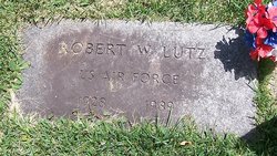 Robert Wesley Lutz 
