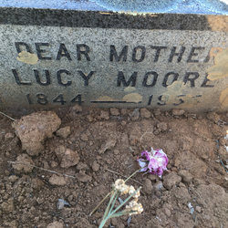 Lucy Moore 