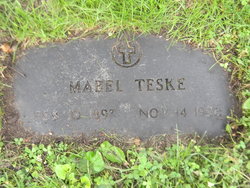 Mabel Elsie <I>Lutzi</I> Teske 
