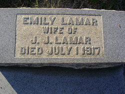 Emily Lamar 