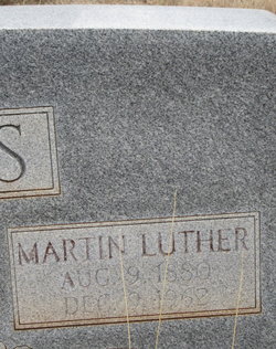 Martin Luther Akins 