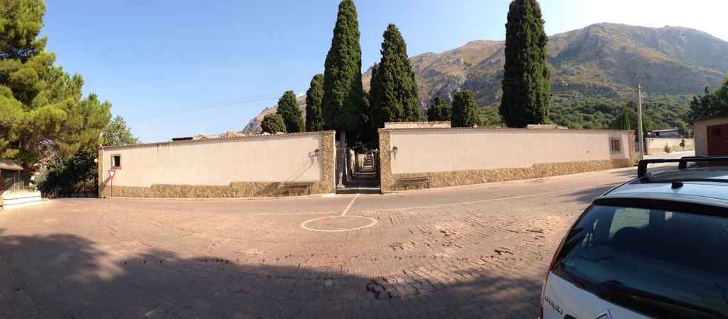 Cimitero di Ventimiglia di Sicilia