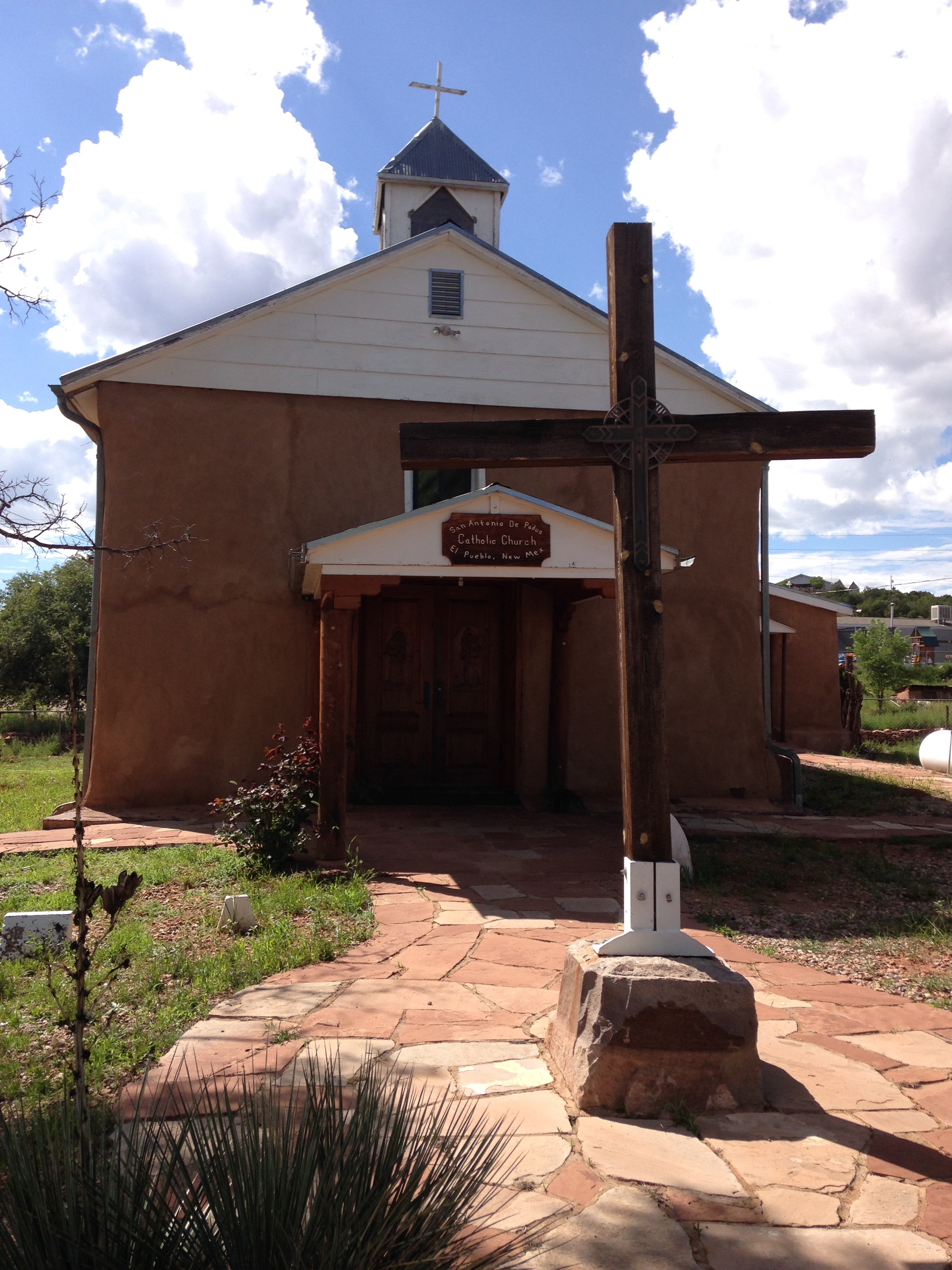 San Antonio De Padua Catholic Church Cemetery in Upper Pueblo, New Mexico -  Find a Grave Cemetery