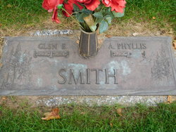 A. Phyllis <I>Hume</I> Smith 